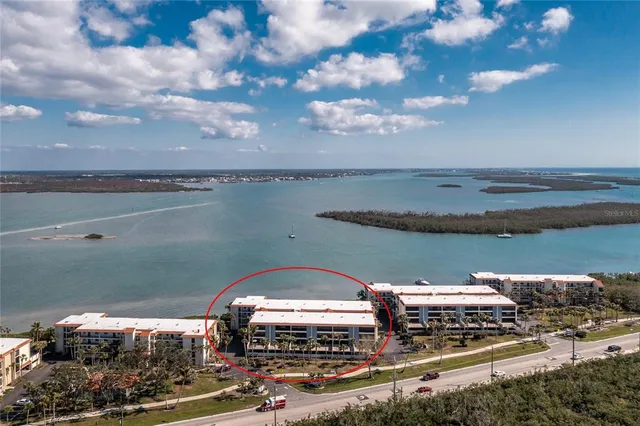 $595,000 | 1651 Beach Road, Unit 301, Englewood, FL 34223