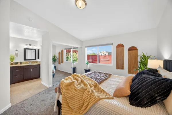 $1,049,999 | 139 Ely Street, Oceanside, CA 92054