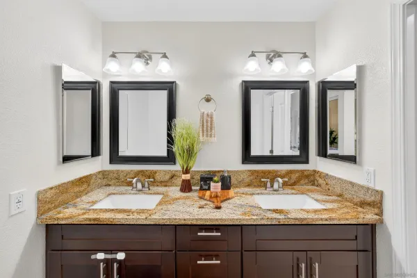 $1,049,999 | 139 Ely Street, Oceanside, CA 92054