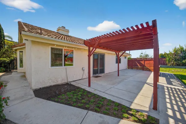 $1,049,999 | 139 Ely Street, Oceanside, CA 92054