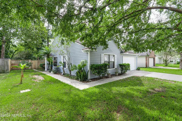 $2,200 | 3912 English Colony Drive South, Jacksonville, FL 32257