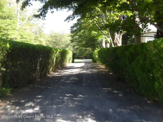 $1,799,000 | 2320 Glasco Turnpike, Woodstock, NY 12498