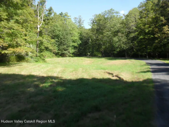 $1,799,000 | 2320 Glasco Turnpike, Woodstock, NY 12498