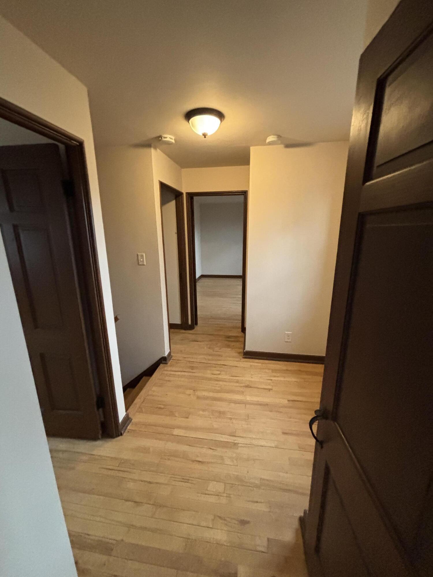 5586 Azalea Court Greendale, WI 53129 - Photo 13 of 21 IMG_1497