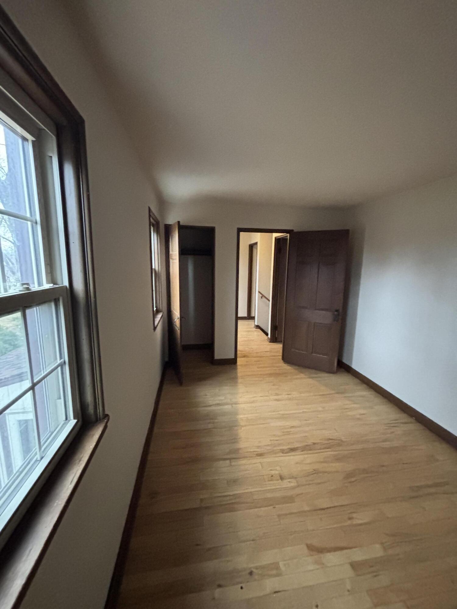 5586 Azalea Court Greendale, WI 53129 - Photo 17 of 21 IMG_1500