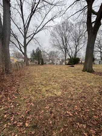 $2,200 | 5586 Azalea Court, Greendale, WI 53129