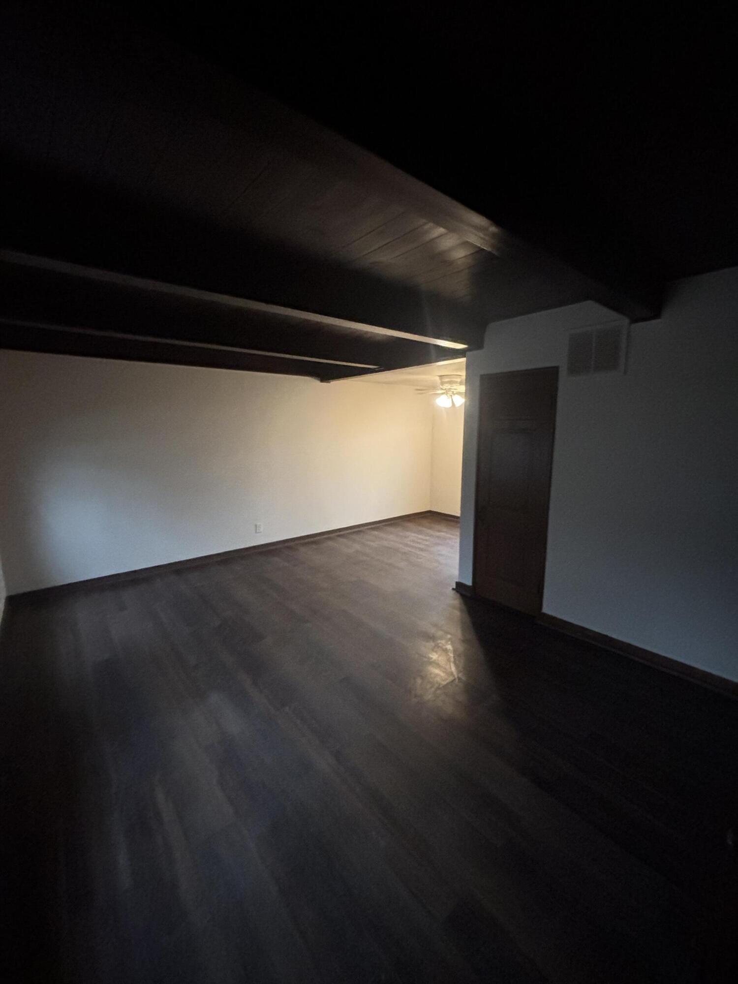 5586 Azalea Court Greendale, WI 53129 - Photo 3 of 21 IMG_1531