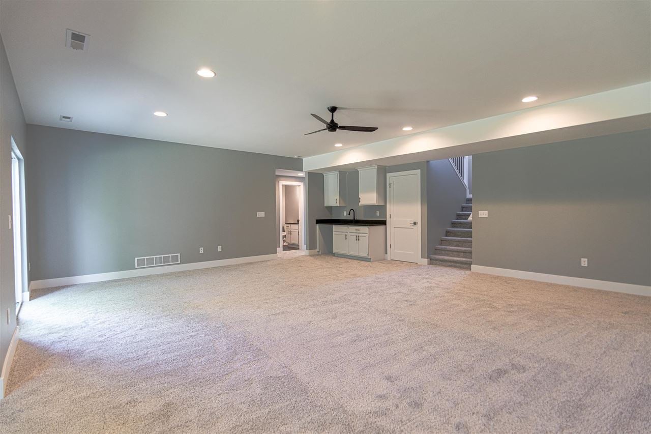 3067 Ridgeview Circle Coralville, IA 52241 - Photo 23 of 36 Gallery Image 23