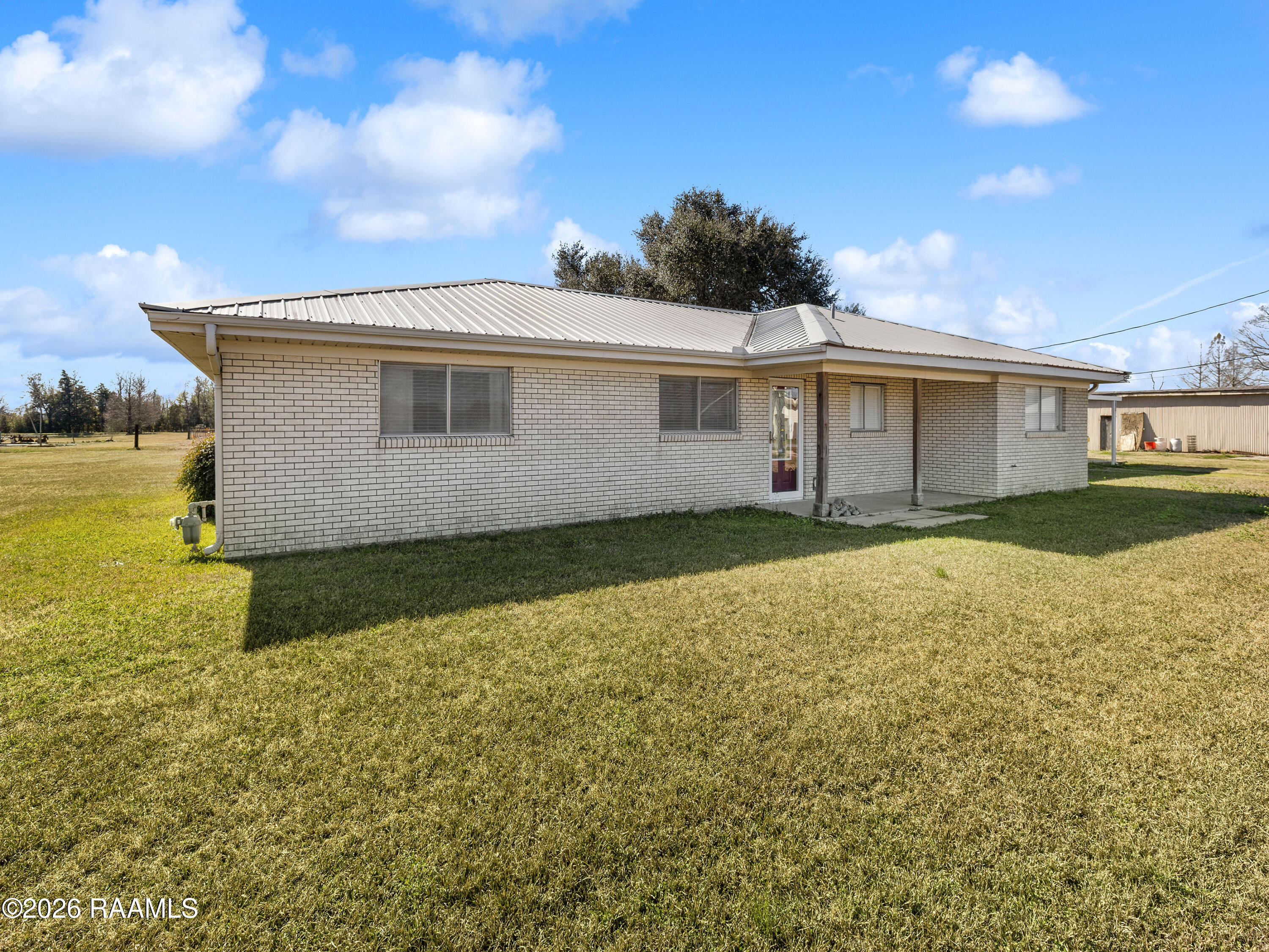 134 Nautical Road Carencro, LA 70520 - Photo 4 of 33 IMG_0384