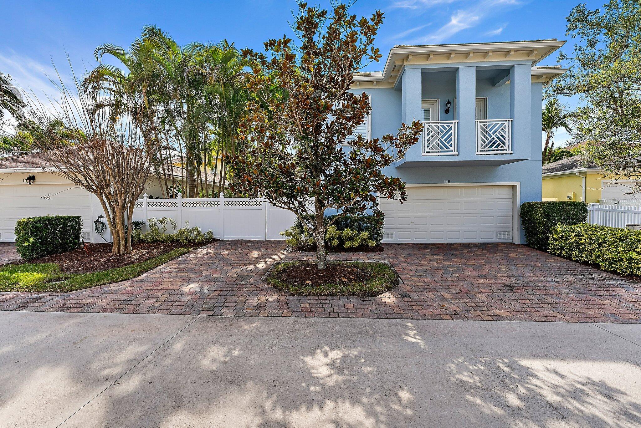 115 Castries Drive Jupiter, FL 33458 - Photo 47 of 60 Driveway