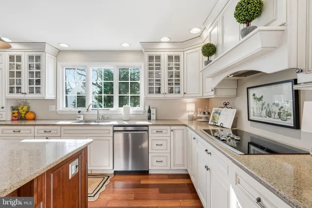 $1,049,000 | 340 Coldstream Drive, Berwyn, PA 19312