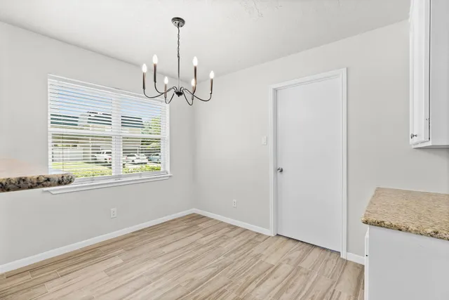 $2,300 | 27201 Paula Lane, Conroe, TX 77385