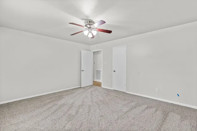 $2,300 | 27201 Paula Lane, Conroe, TX 77385