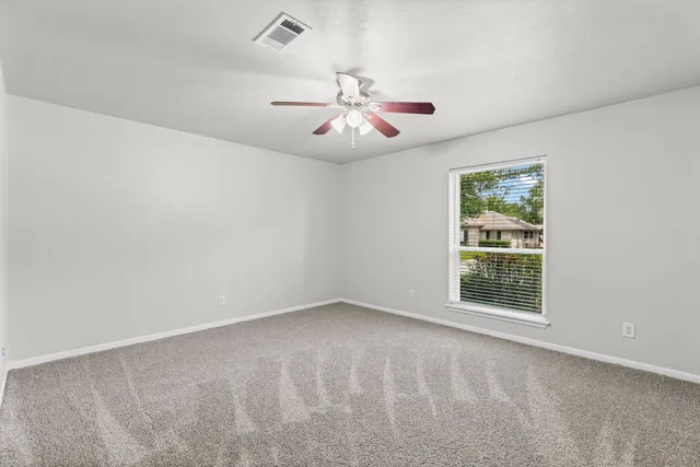 $2,300 | 27201 Paula Lane, Conroe, TX 77385