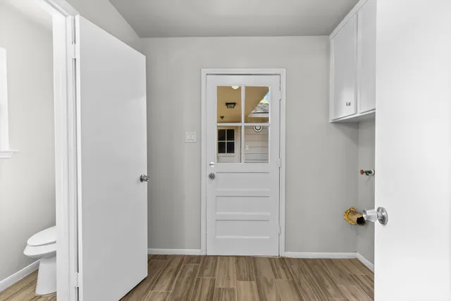 $2,300 | 27201 Paula Lane, Conroe, TX 77385