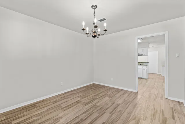 $2,300 | 27201 Paula Lane, Conroe, TX 77385