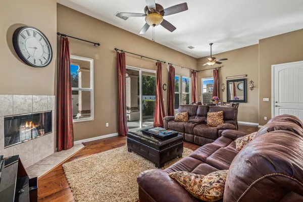 $4,000 | 80897 Calle Azul, La Quinta, CA 92253