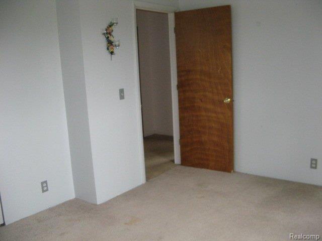 848 Mountview Road Lapeer, MI 48446 - Photo 6 of 10 18 Bedroom 1