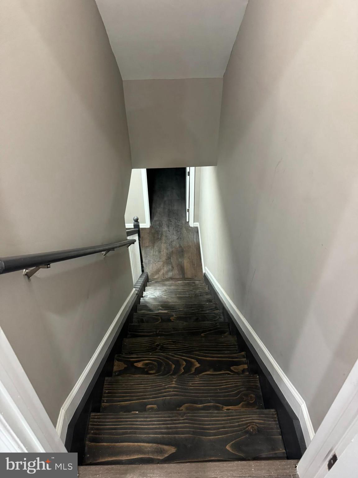 3218 Frederick Avenue Baltimore, MD 21229 - Photo 23 of 32 a view of entryway