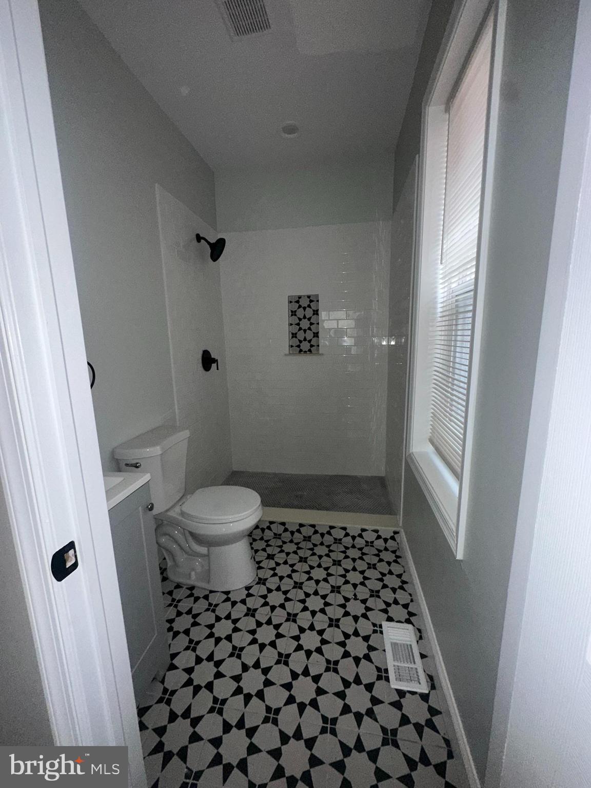 3218 Frederick Avenue Baltimore, MD 21229 - Photo 31 of 32