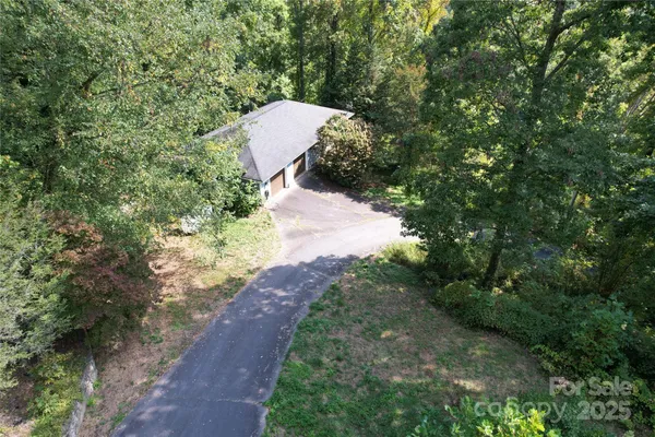 $1,385,000 | 125 Winding Ridge Road, Asheville, NC 28803