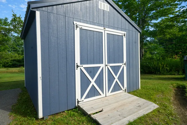 $442,000 | 3922 Union Street, Levant, ME 04456