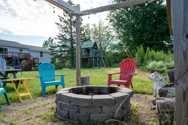 $442,000 | 3922 Union Street, Levant, ME 04456