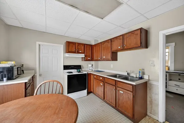 $180,000 | 554 West High Street, Lawrenceburg, IN 47025