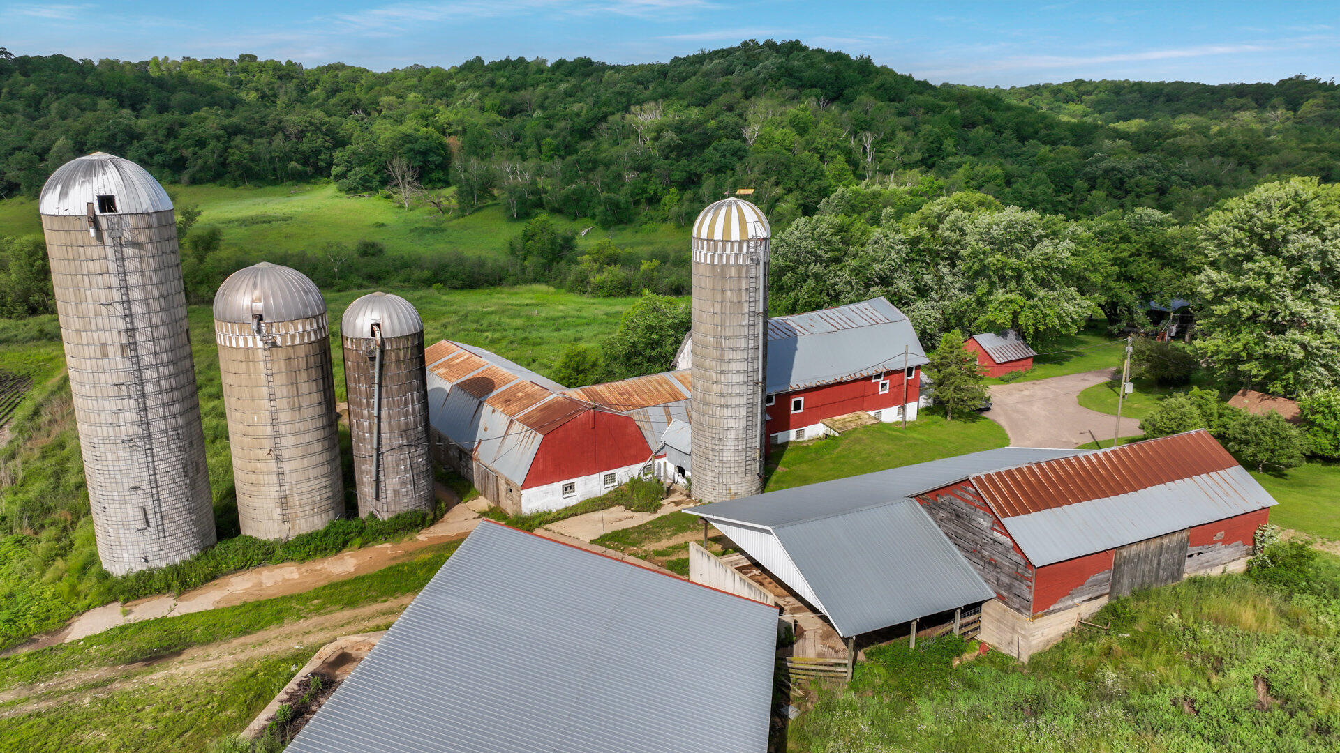 N3684 Claire Road Franklin, WI 54642 - Photo 36 of 51 073_dji_0210_446