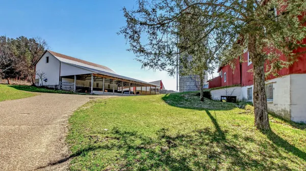 $1,649,000 | N3684 Claire Road, Franklin, WI 54642
