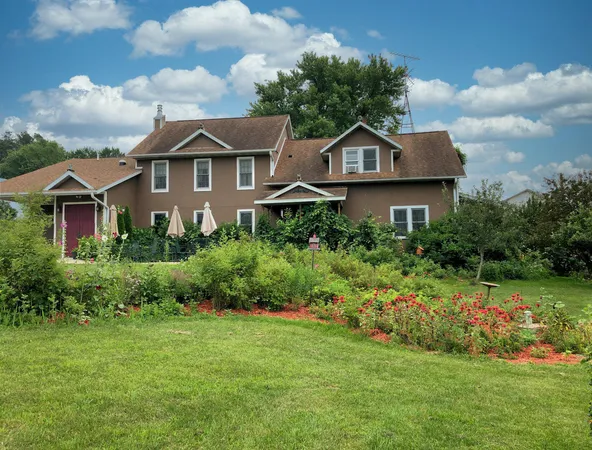 $1,649,000 | N3684 Claire Road, Franklin, WI 54642