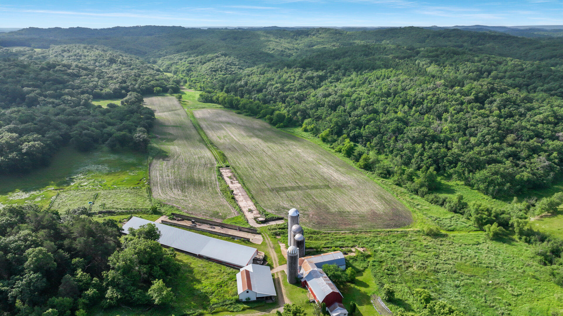 N3684 Claire Road Franklin, WI 54642 - Photo 48 of 51 066_dji_0145_234
