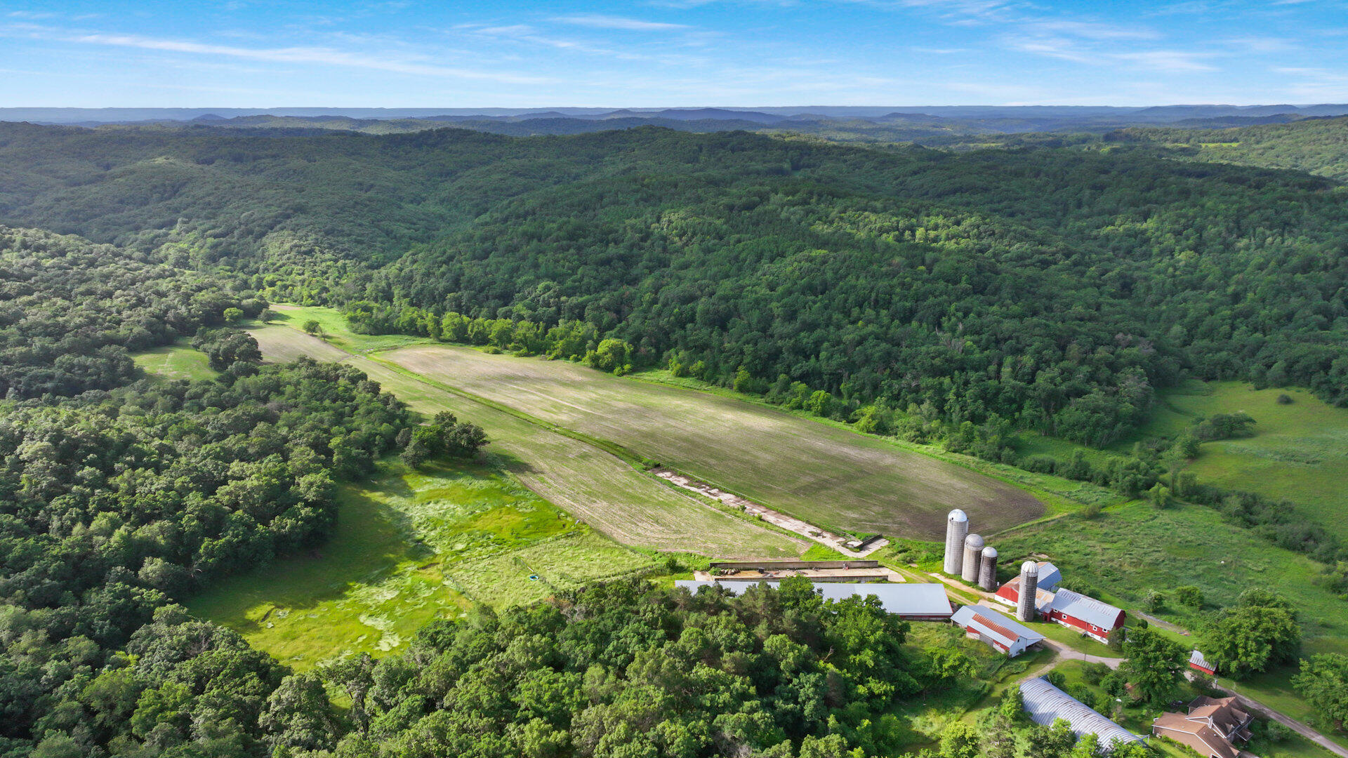 N3684 Claire Road Franklin, WI 54642 - Photo 49 of 51 067_dji_0155_513