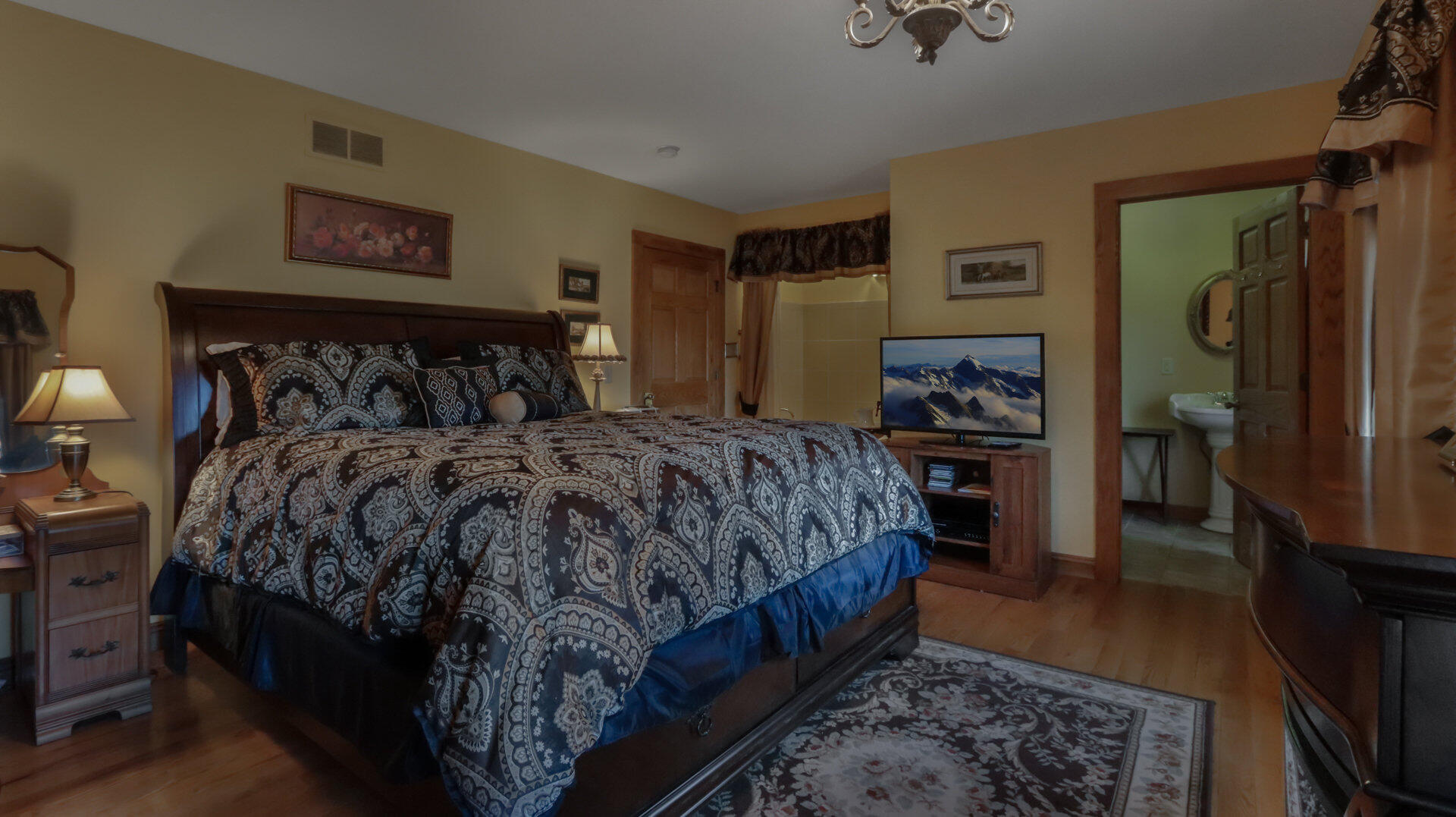 N3684 Claire Road Franklin, WI 54642 - Photo 10 of 51 022_img_2558