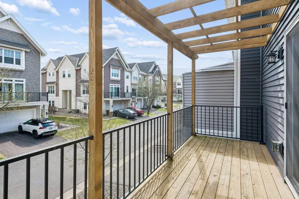 $339,900 | 11890 Emery Village Drive North, Champlin, MN 55316