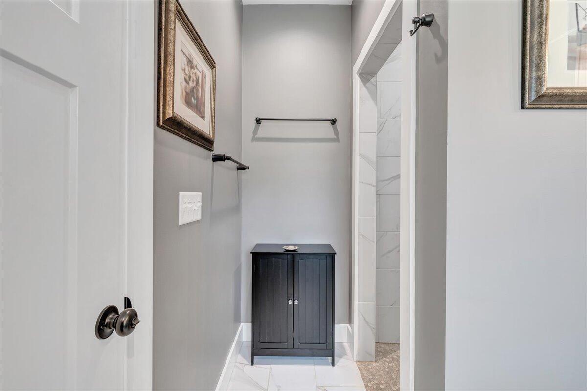 6340 Scruggs Road Moneta, VA 24121 - Photo 28 of 71 28-MIB05576