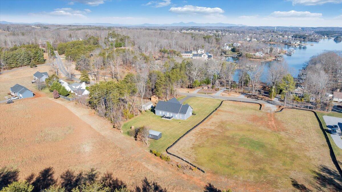 6340 Scruggs Road Moneta, VA 24121 - Photo 61 of 71 60-DJI_20251223001109_0131_D