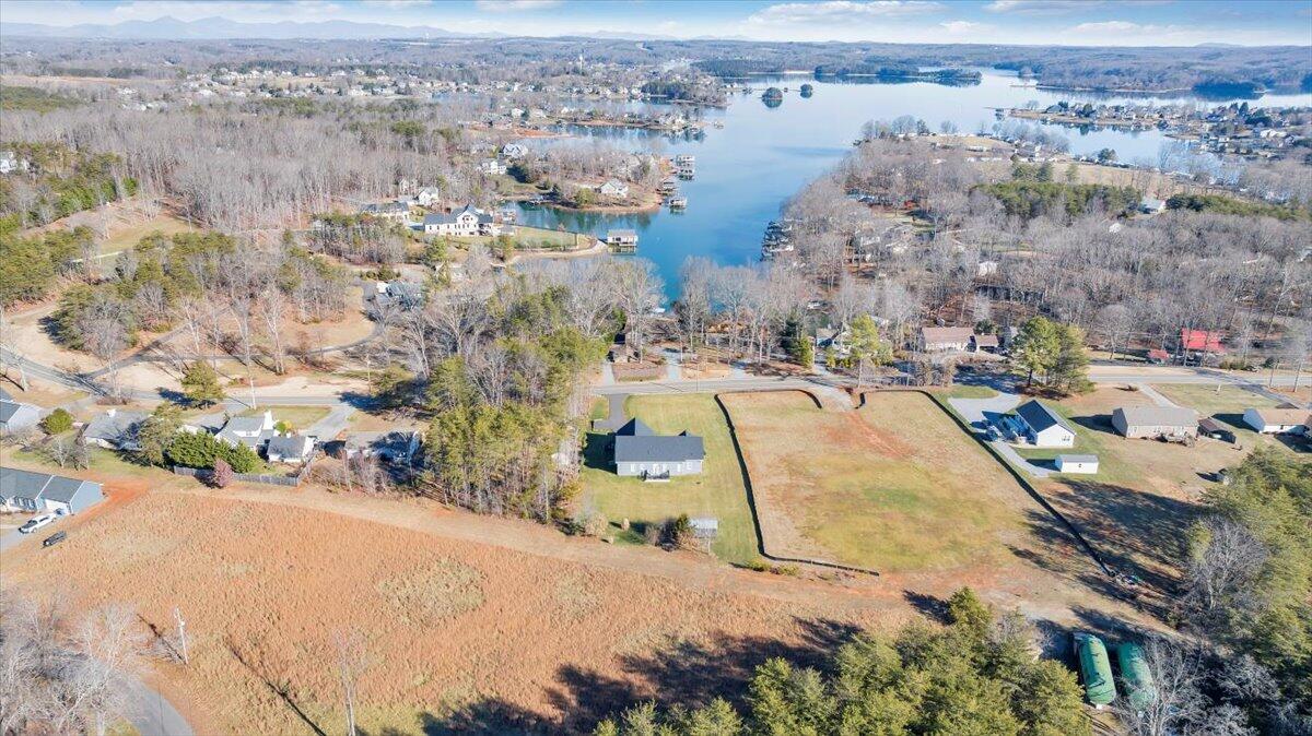 6340 Scruggs Road Moneta, VA 24121 - Photo 67 of 71 66-DJI_20251223001042_0128_D