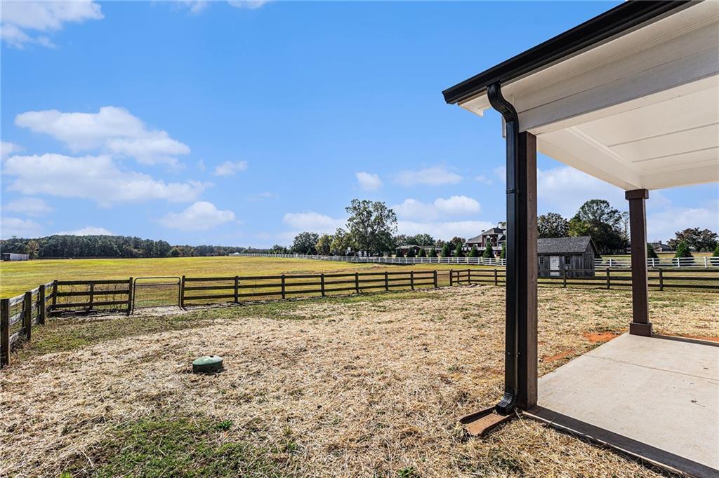 1550 Knox Chapel Road Social Circle, GA 30025 - Photo 33 of 35 a view of an ocean from a building