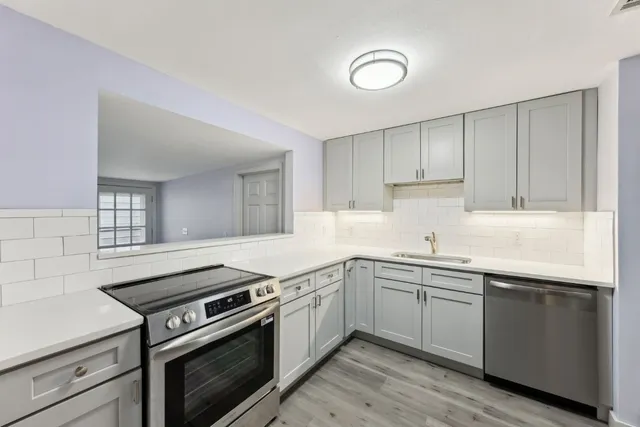 $2,400 | 5004 Karen Street, Fernandina Beach, FL 32034