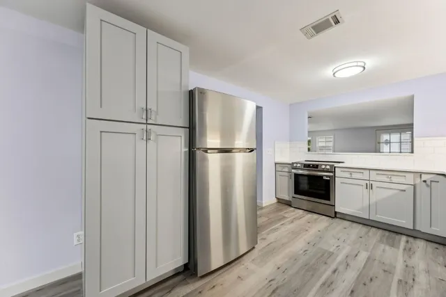 $2,400 | 5004 Karen Street, Fernandina Beach, FL 32034