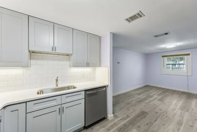 $2,400 | 5004 Karen Street, Fernandina Beach, FL 32034