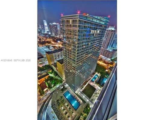 79 Southwest 12th Street, Unit 3509S Miami, FL 33130 - Photo 27 of 28