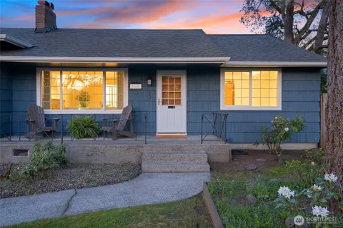 $549,950 | 10409 Becker Drive Southwest, Lakewood, WA 98499