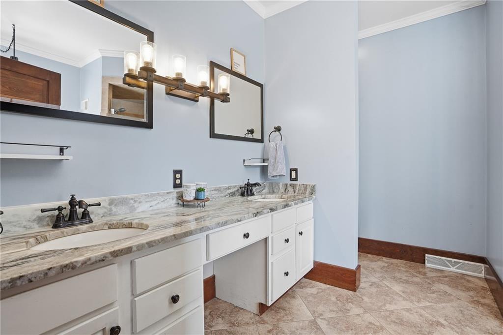 168 Burtner Road Butler, PA 16002 - Photo 22 of 50 Master bath