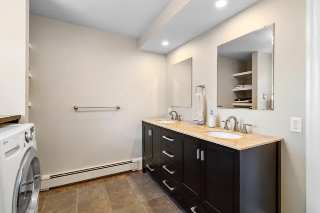 $439,000 | 170 Maverick Street, Rockland, ME 04841