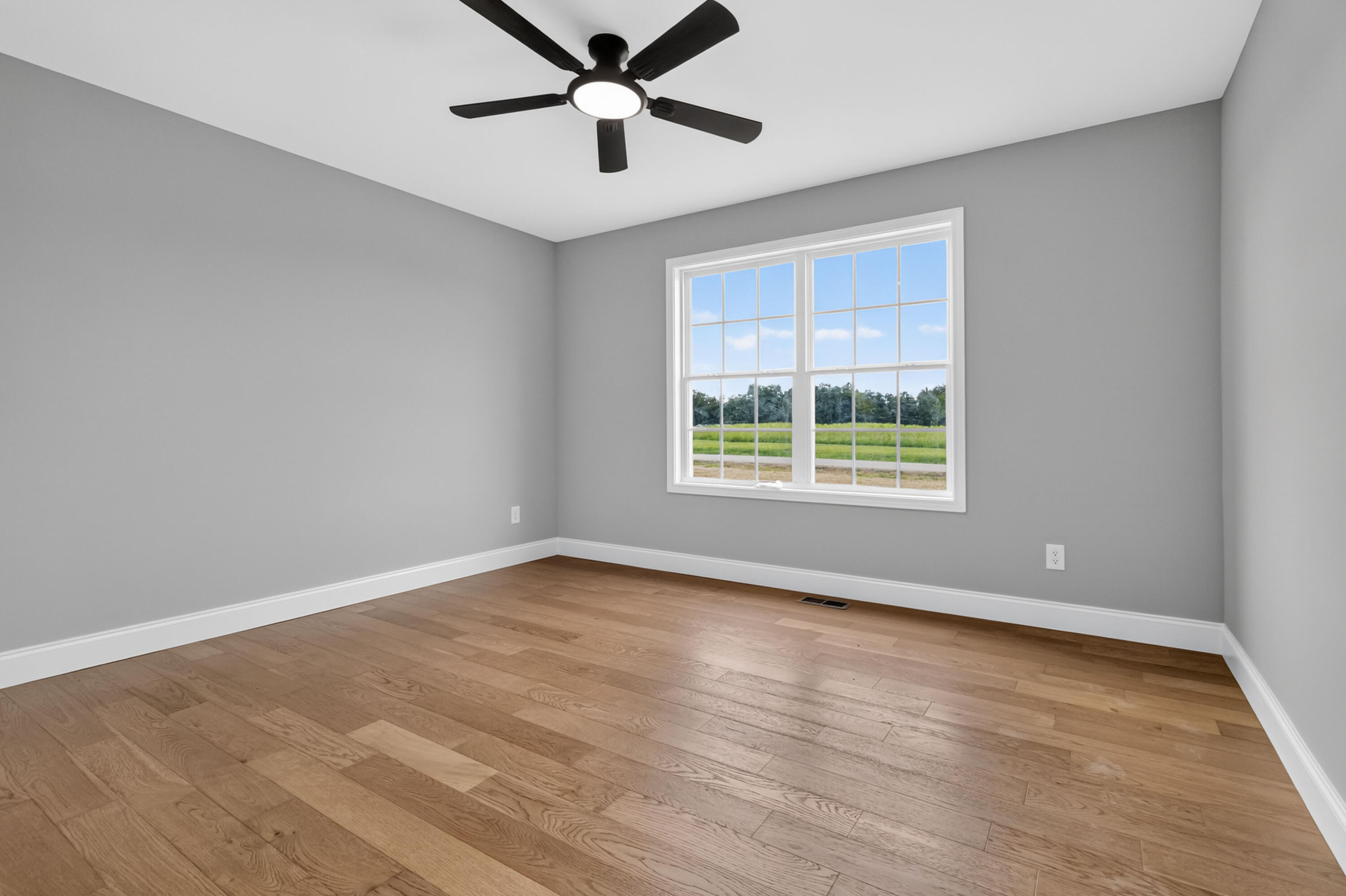 643 Pleasant View Road London, KY 40744 - Photo 22 of 31 022