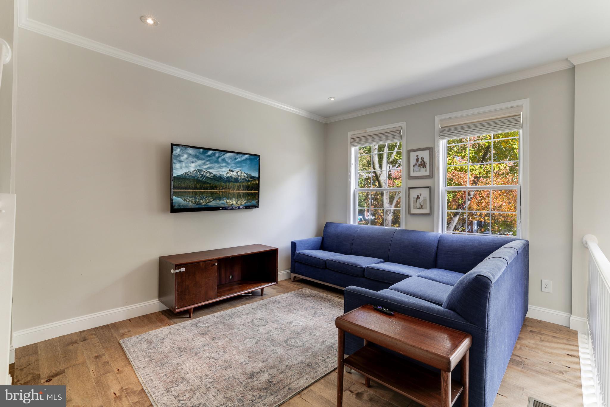 1232 Wild Hawthorn Way Reston, VA 20194 - Photo 17 of 43 Gallery Image 17