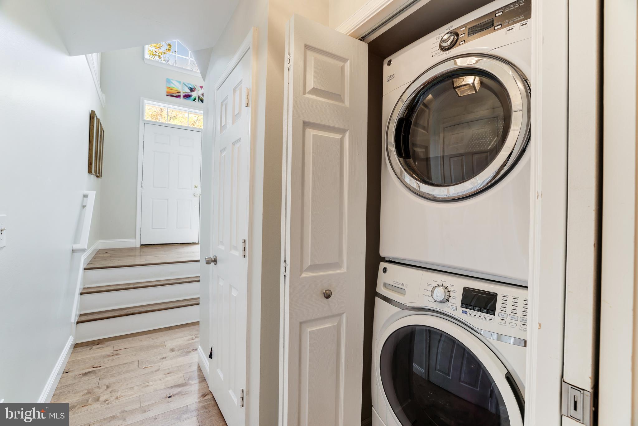 1232 Wild Hawthorn Way Reston, VA 20194 - Photo 36 of 43 Gallery Image 36
