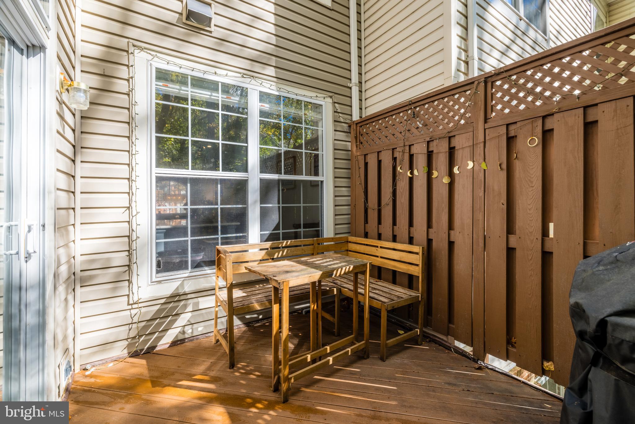 1232 Wild Hawthorn Way Reston, VA 20194 - Photo 40 of 43 Gallery Image 40